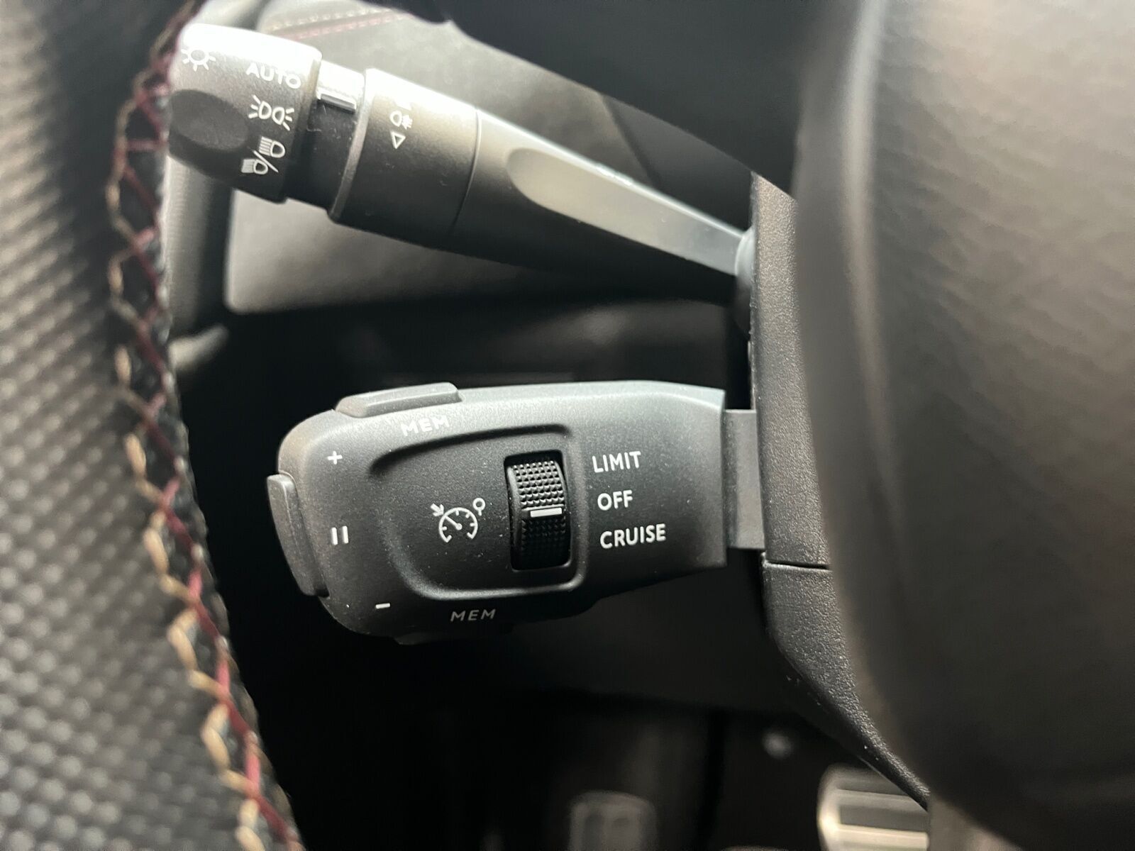 Hvid DS DS 3 CrossBack fra 2022