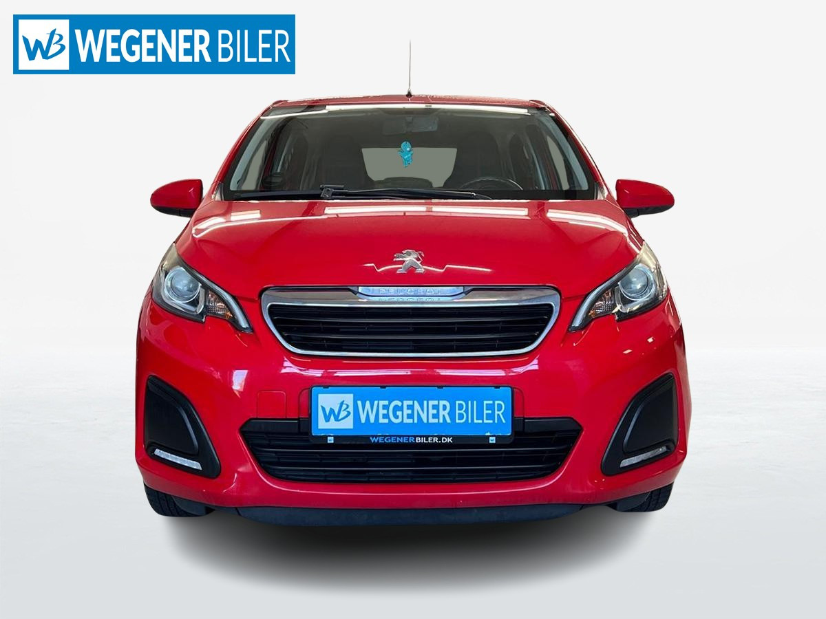 Rød Peugeot 108 fra 2014