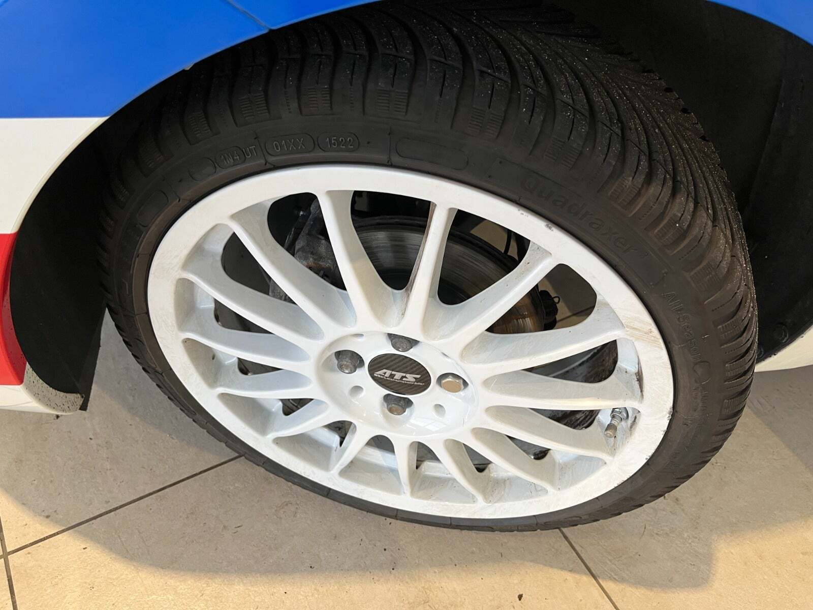 Hvid Suzuki Swift fra 2023