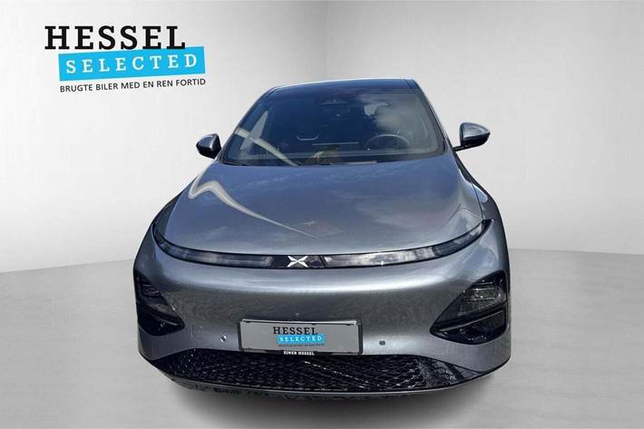 Grå Xpeng G6 fra 2024