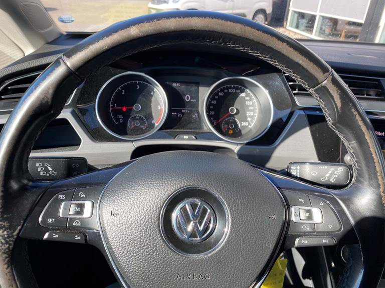 VW Touran 1,6 TDi 115 Comfortline Van