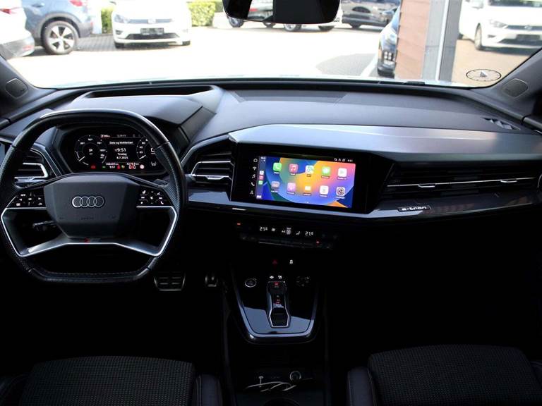 Audi Q4 e-tron 40 S-line