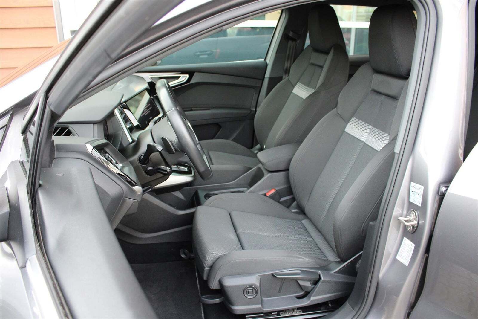 Audi Q4 e-tron 40 S-line