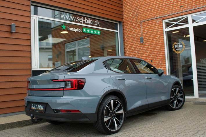 Grå Polestar 2 fra 2022