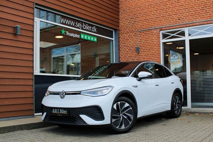 Hvid VW ID.5 fra 2023 set udefra