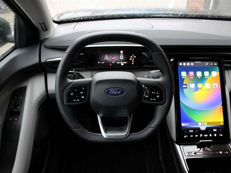 Ford Explorer 79 Select Extended Range