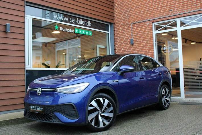 Blå VW ID.5 fra 2023 set udefra
