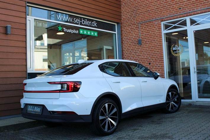 Hvid Polestar 2 fra 2023