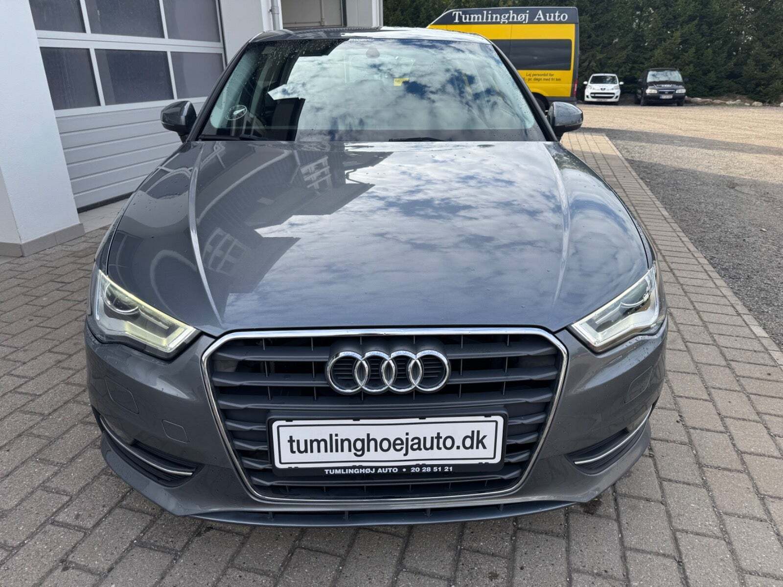 Grå Audi A3 fra 2015