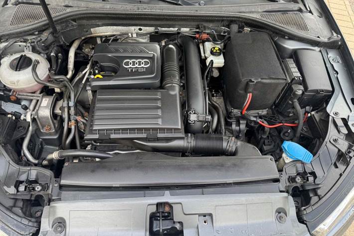 Grå Audi A3 fra 2015