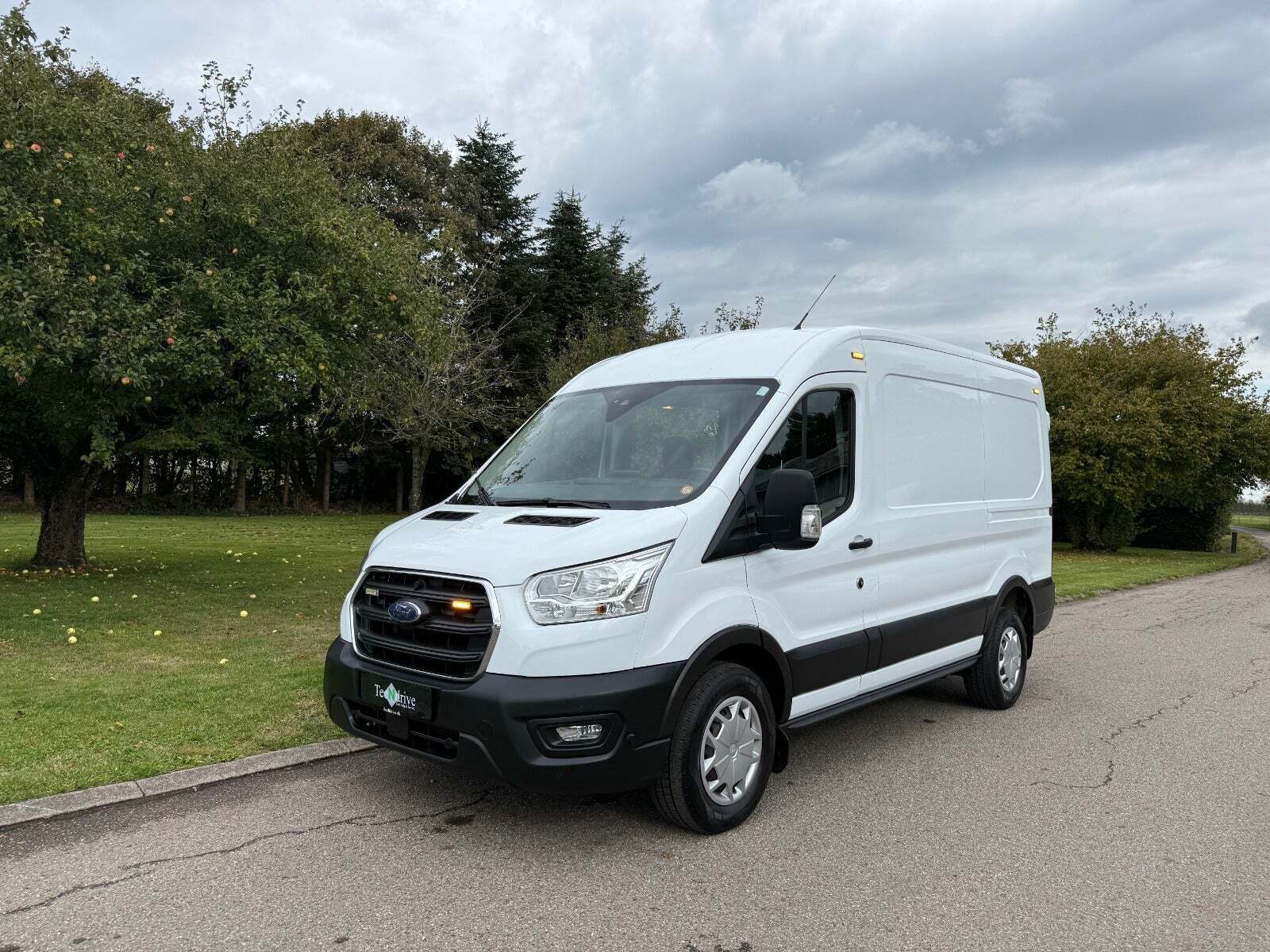 Ford Transit 350 L2 Van 2,0 TDCi 170 Limited aut. H2 FWD