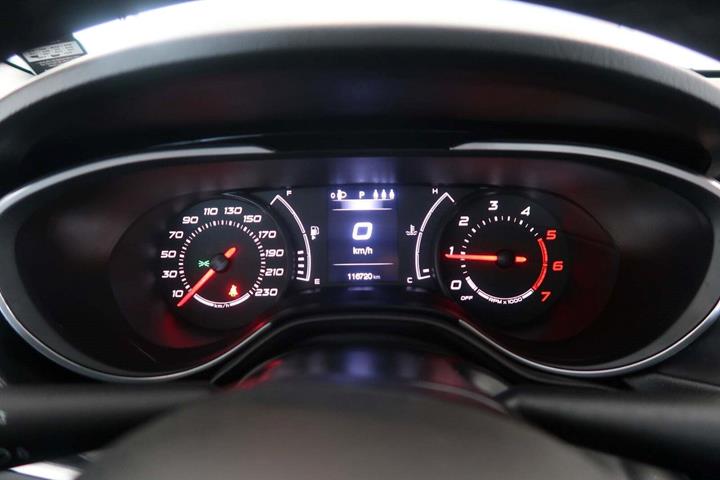 Hvid Fiat Tipo fra 2018 set indefra