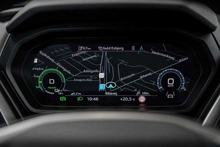 Grå Audi Q4 e-tron fra 2022