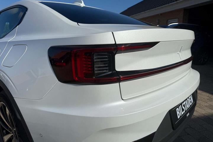 Hvid Polestar 2 fra 2021