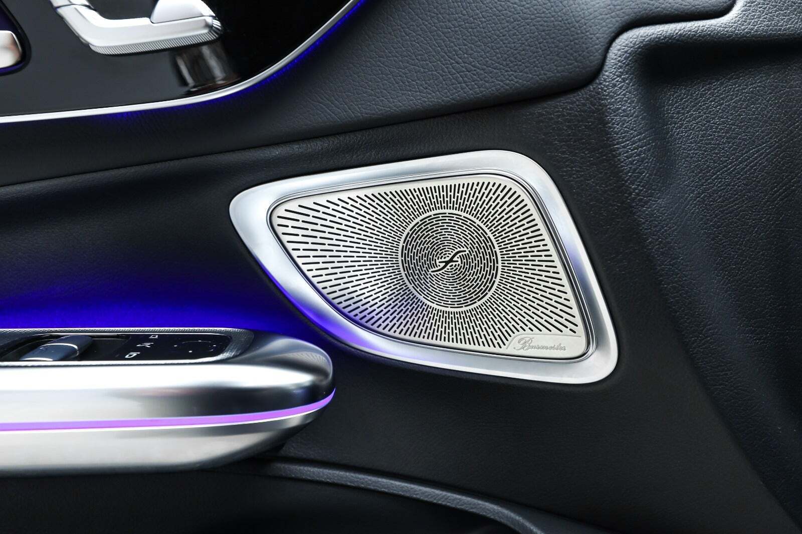 Grå Mercedes CLE300 fra 2024