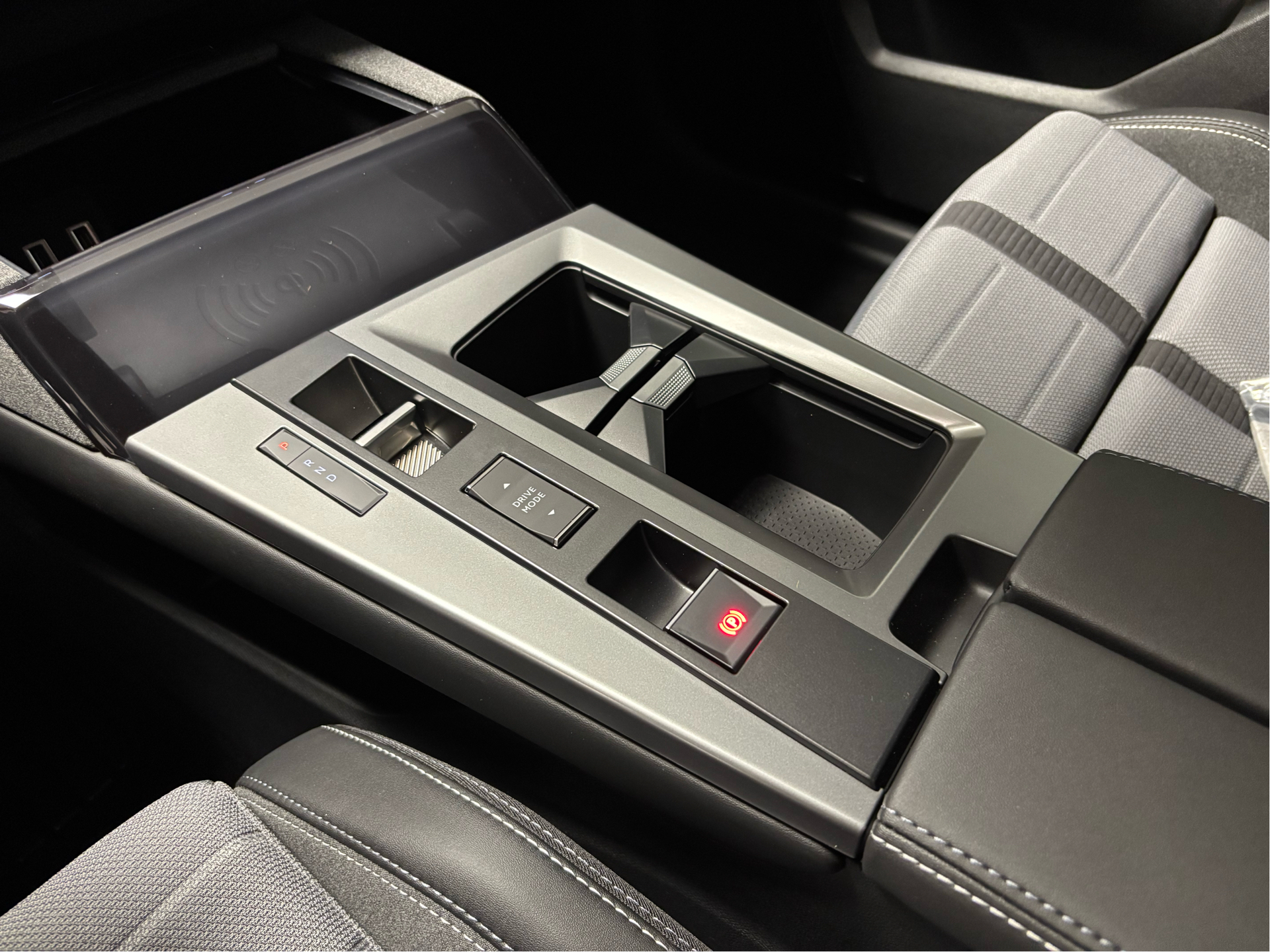 Sort Opel Grandland fra 2025