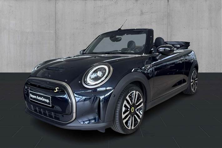 Sort Mini Cooper SE fra 2023 set udefra