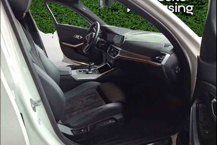 undefined BMW 330e fra 2020