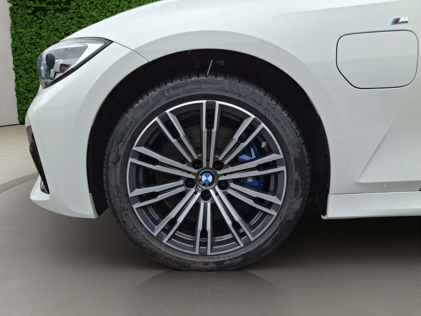 undefined BMW 330e fra 2020