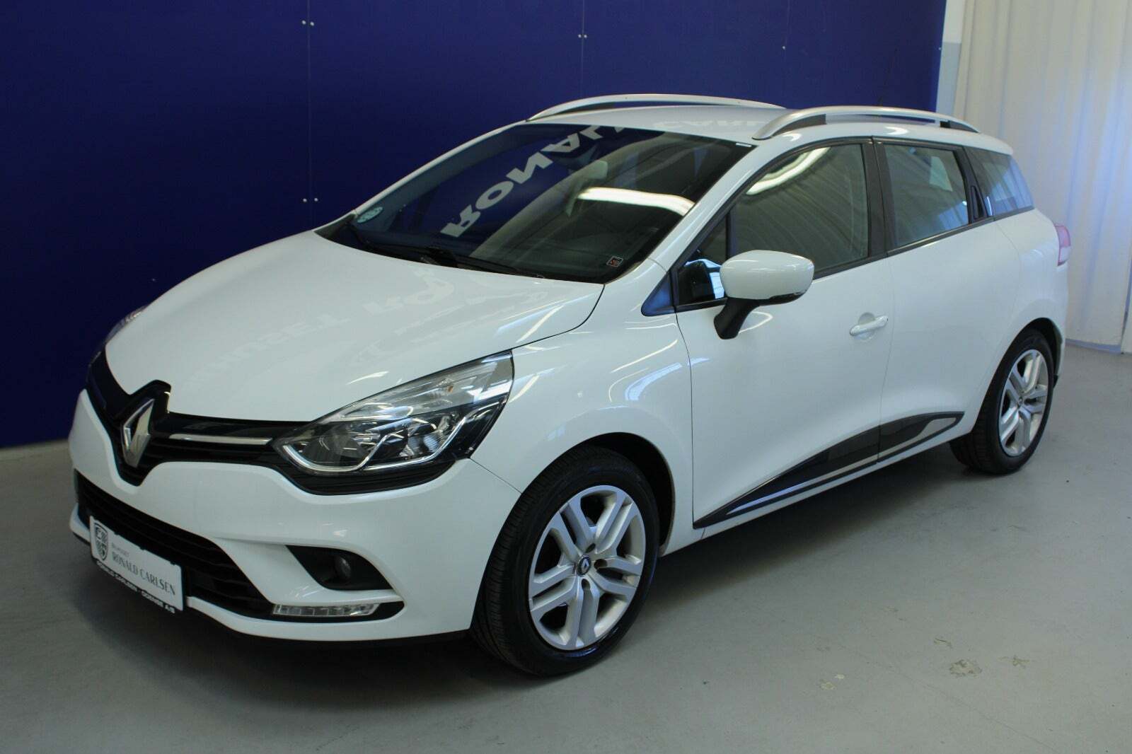 Hvid Renault Clio IV fra 2017