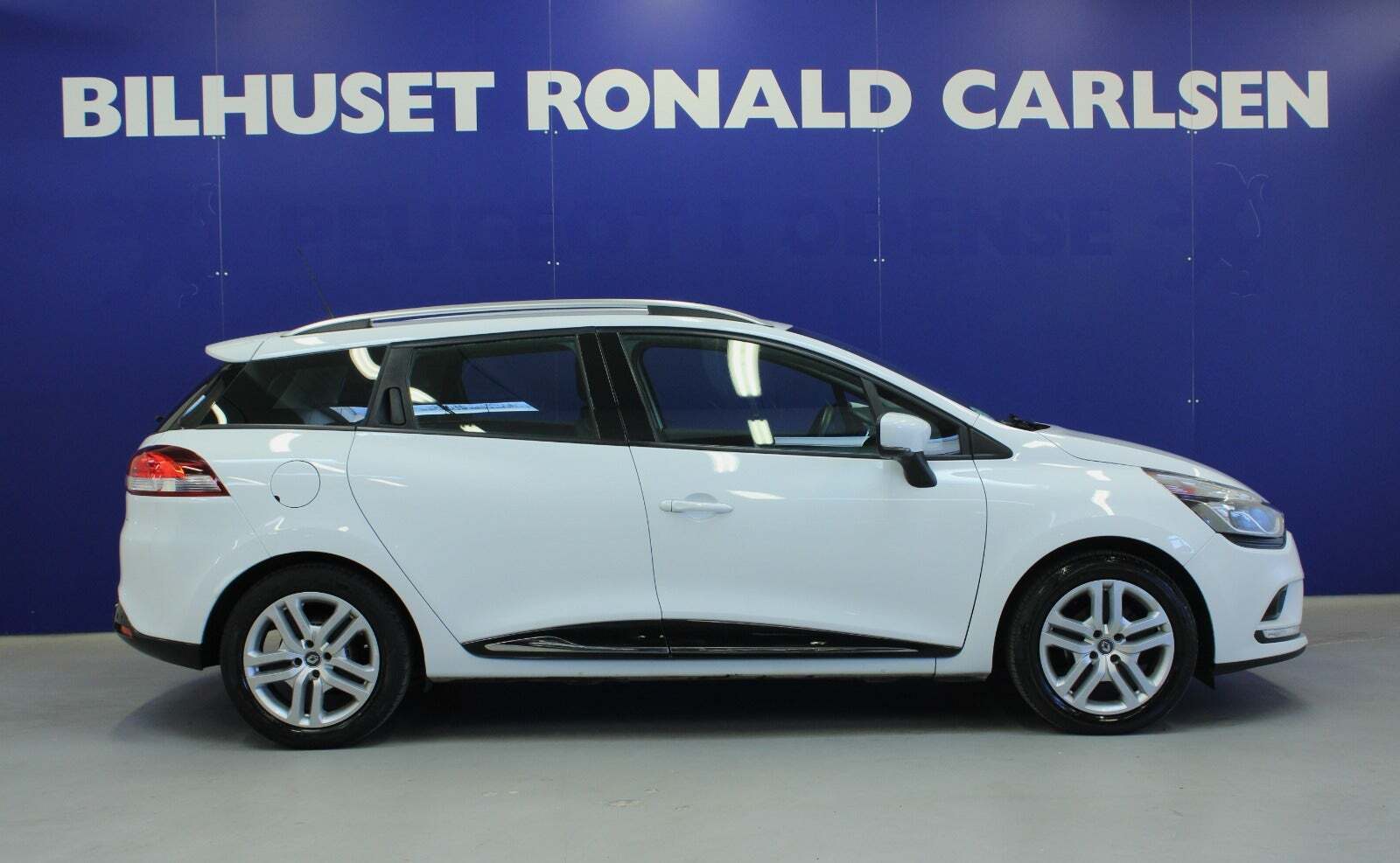 Hvid Renault Clio IV fra 2017