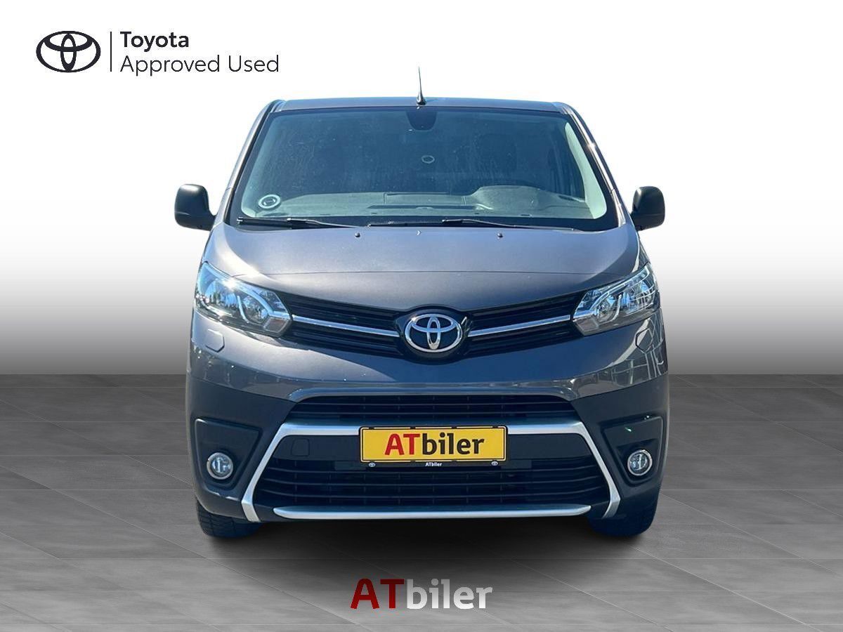 Toyota ProAce 2,0 Medium D Comfort Master 144HK Van 6g
