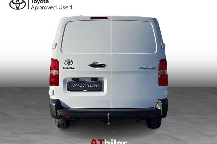 Hvid Toyota ProAce fra 2020