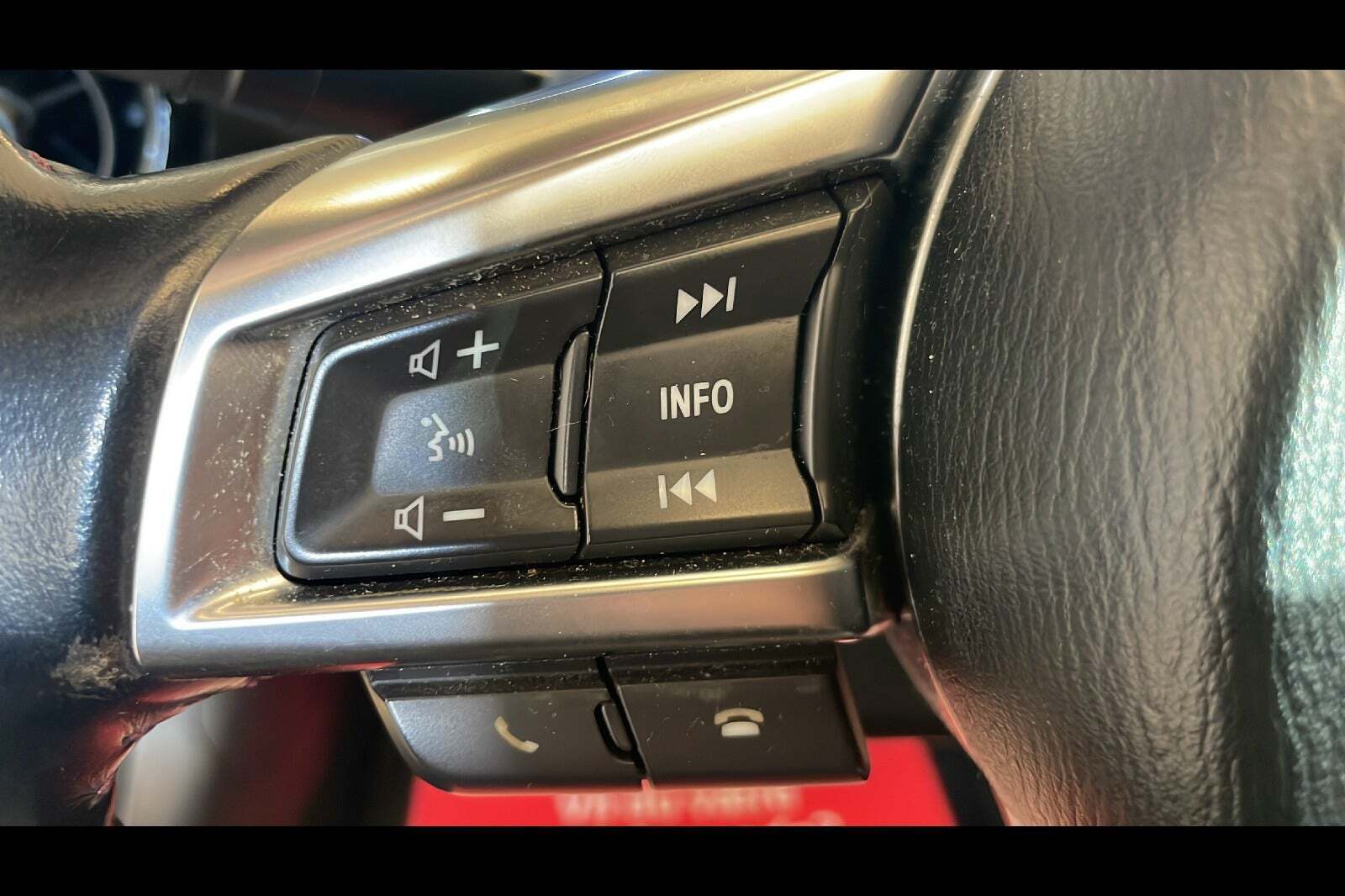 Sort Mazda MX-5 fra 2015