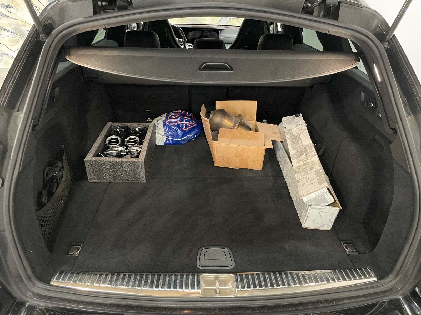 Sort Mercedes E43 fra 2018