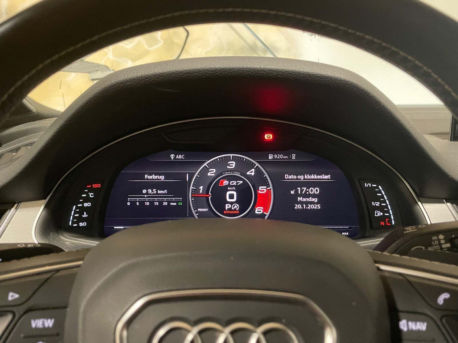 Sort Audi SQ7 fra 2019