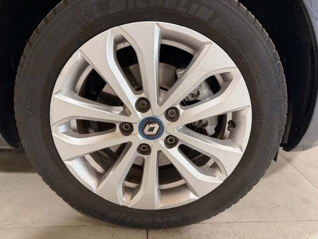 Grå Renault Zoe fra 2022