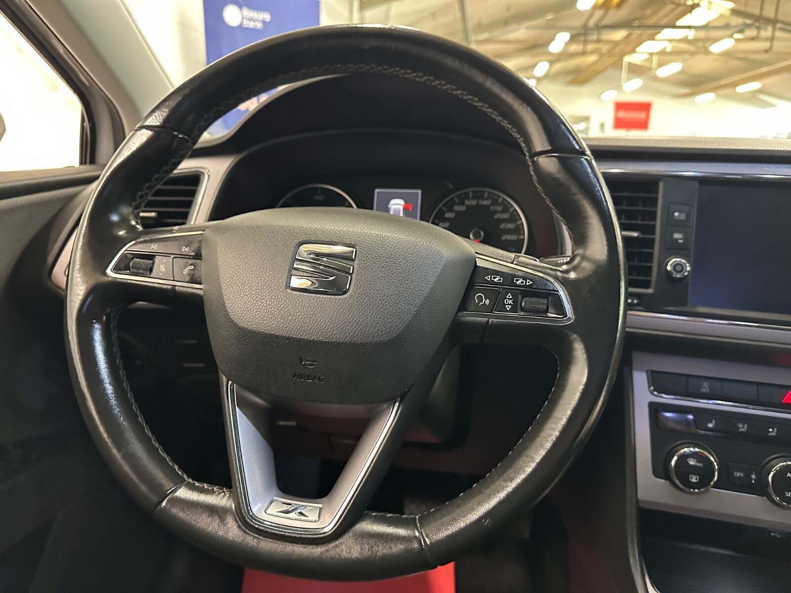 Sølv Seat Leon fra 2017