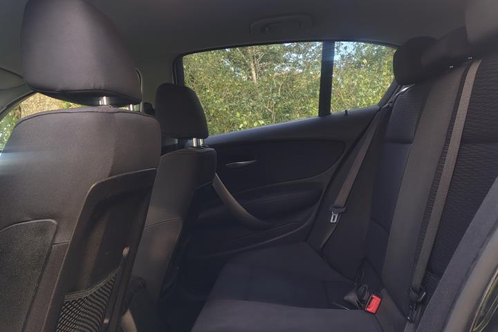 undefined BMW 114 fra 2009