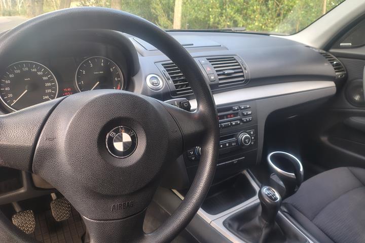 undefined BMW 114 fra 2009
