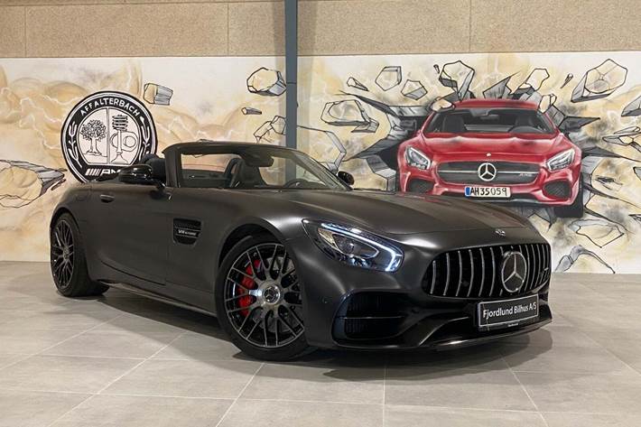Sort Mercedes AMG GT C fra 2018 set udefra