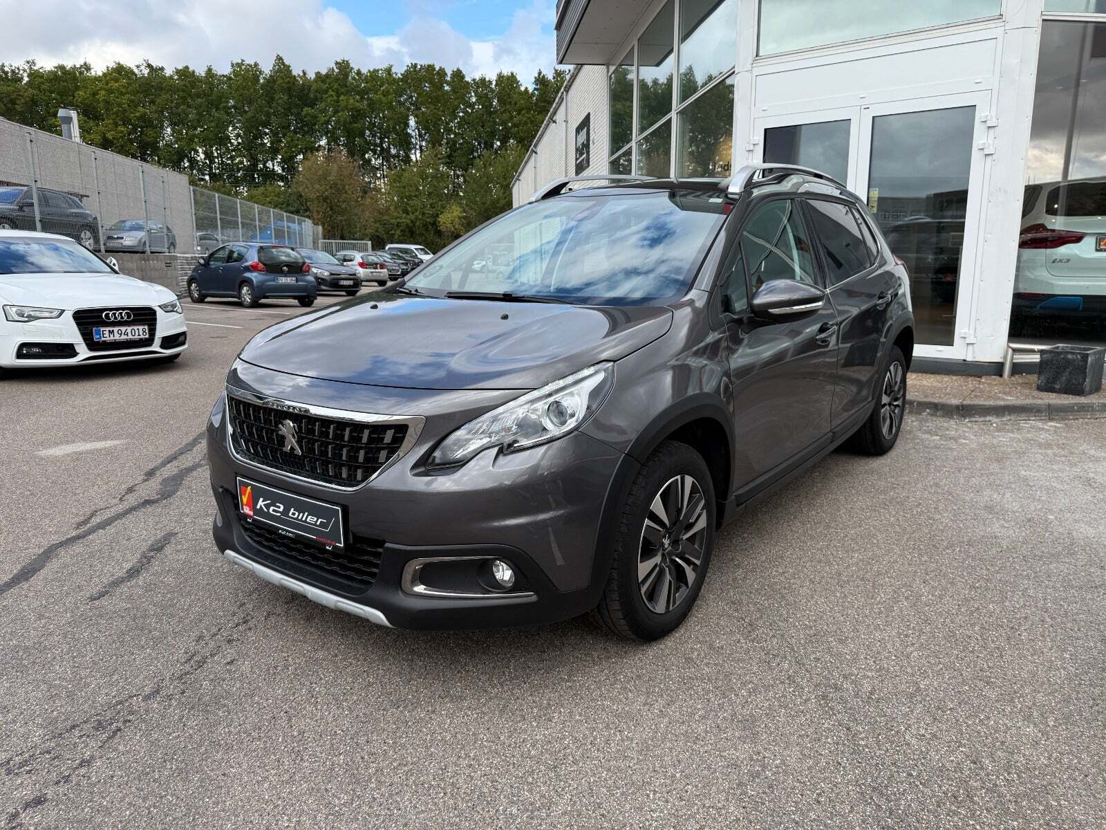 Peugeot 2008 1,2 e-THP 110 Selection Sky