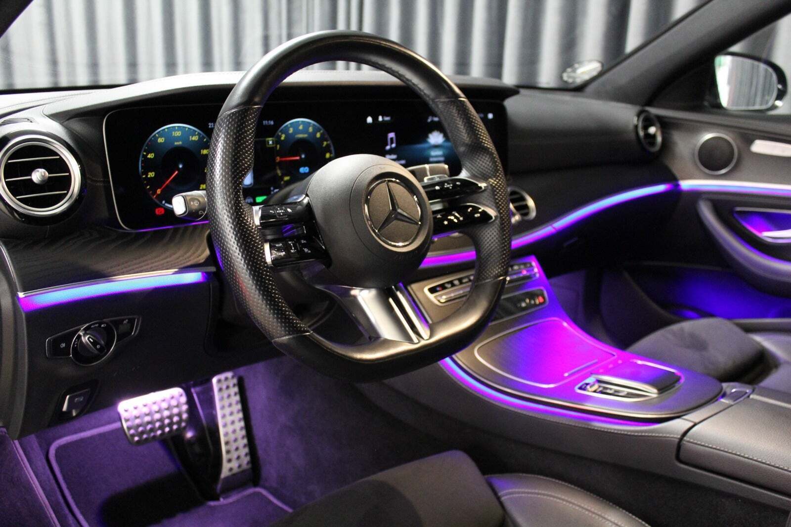 Mercedes E300 e 2,0 AMG Line stc. aut.