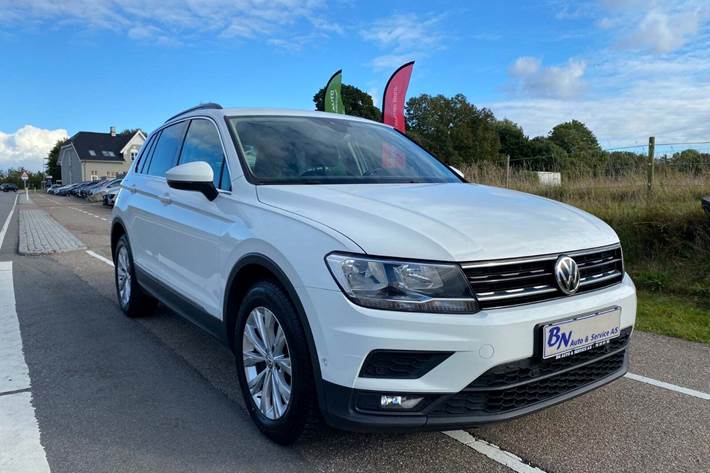 Hvid VW Tiguan fra 2018