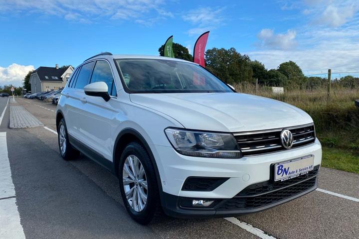 Hvid VW Tiguan fra 2018