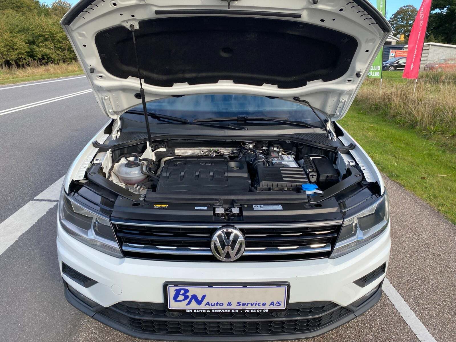 Hvid VW Tiguan fra 2018