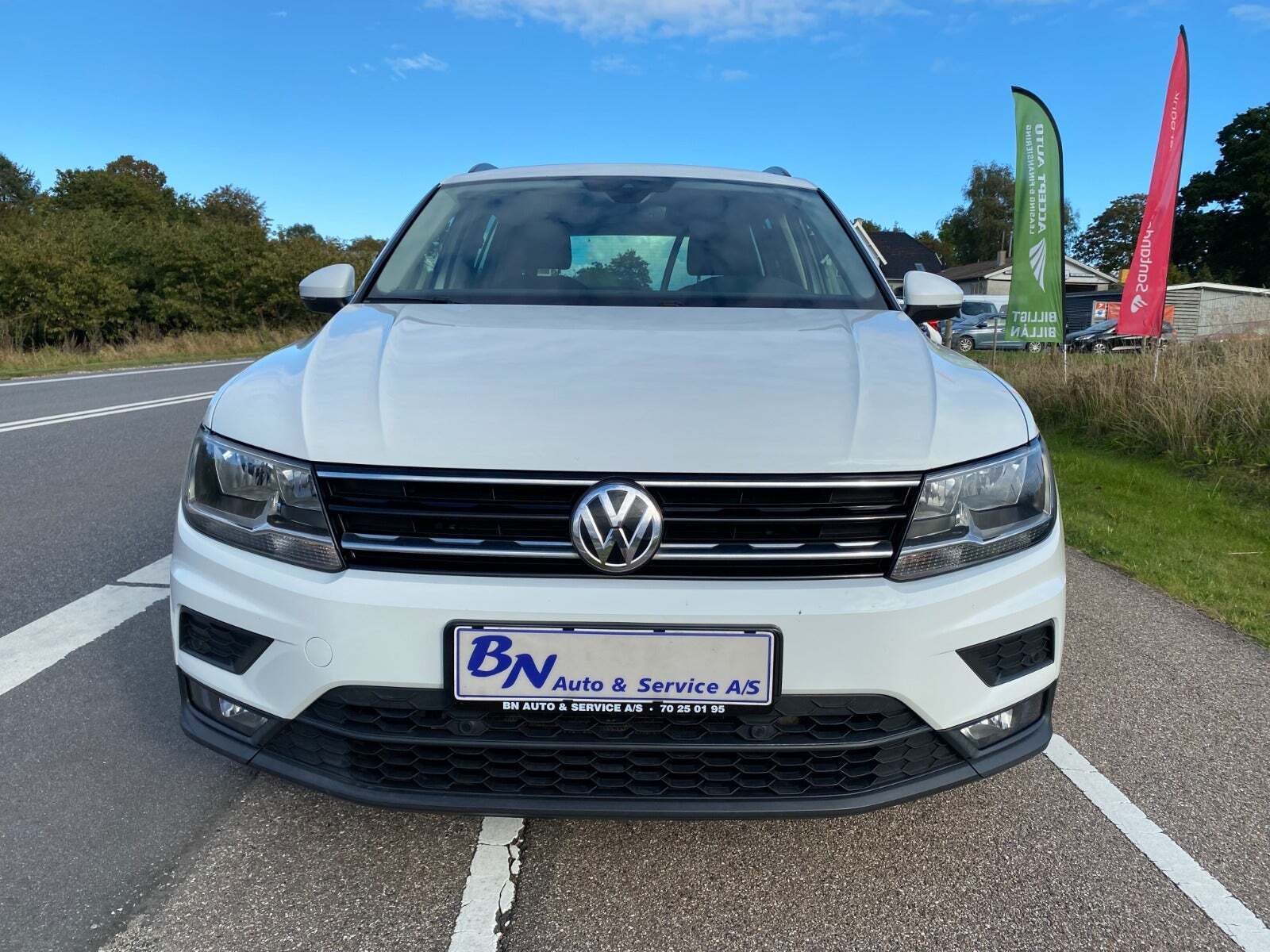 Hvid VW Tiguan fra 2018