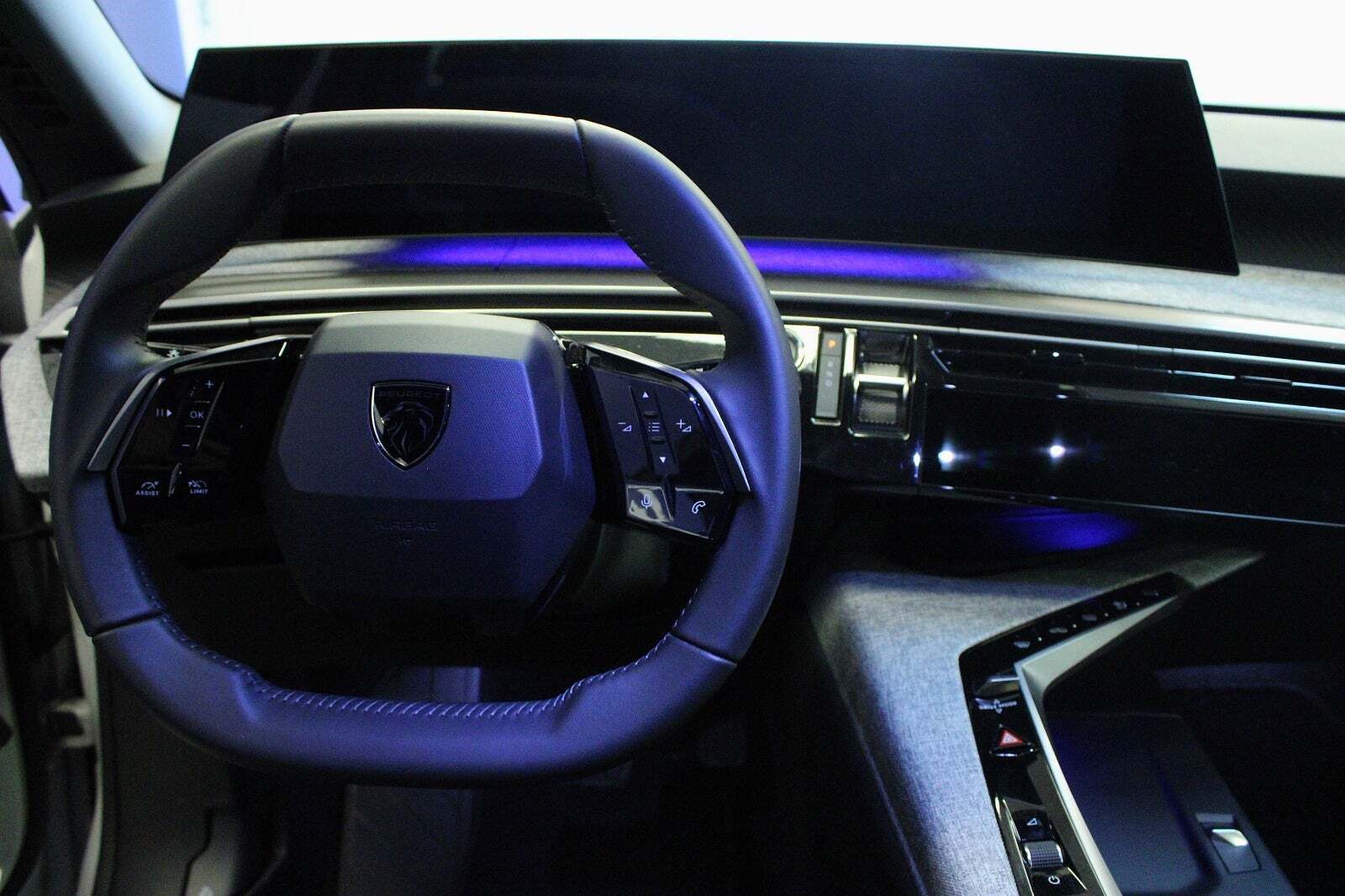 Peugeot e-3008 77 Allure