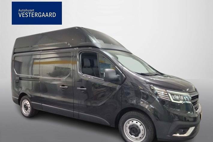 Sort Renault Trafic fra 2024