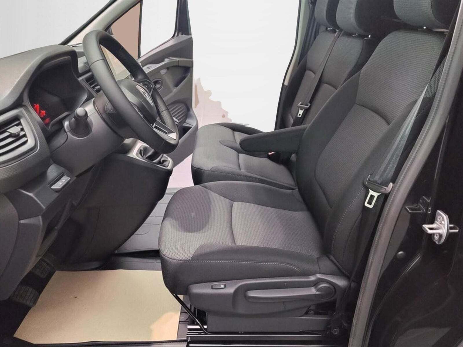 Renault Trafic 2,0 dCi 150 L2H2 Tekno