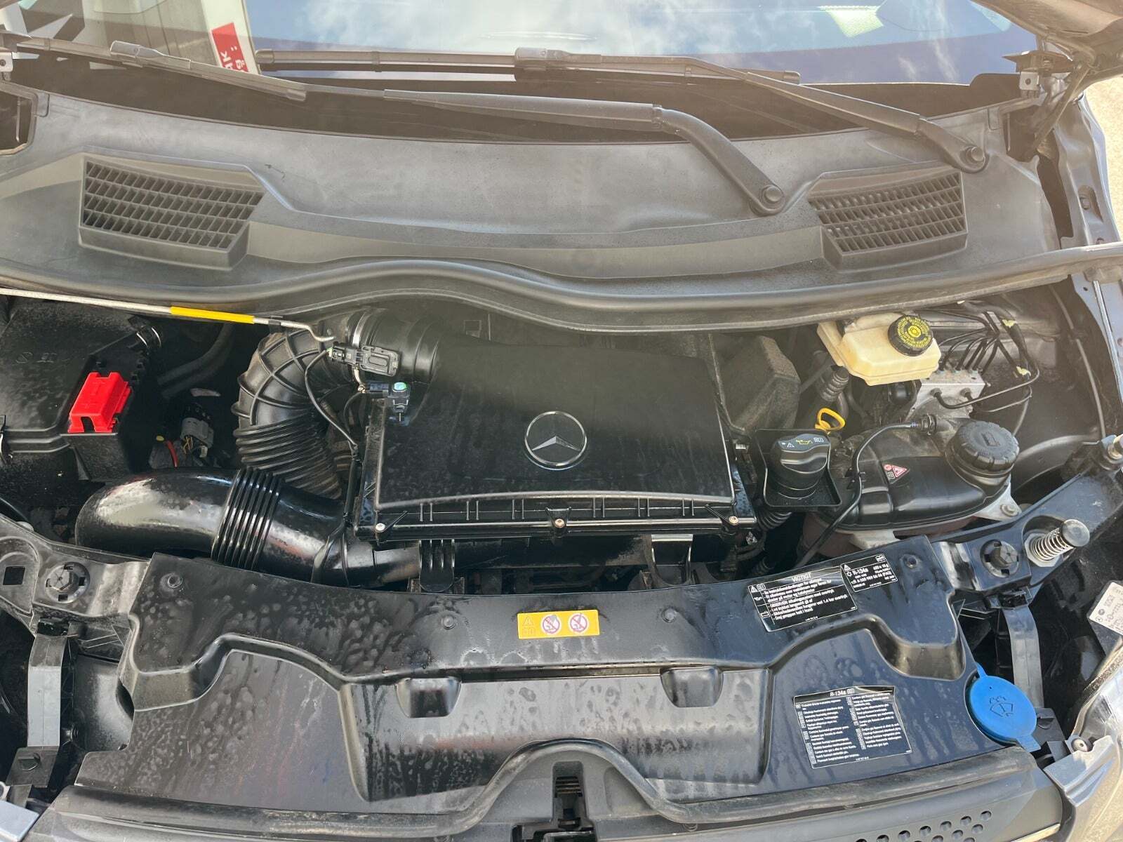 Grå Mercedes Vito 119 fra 2018