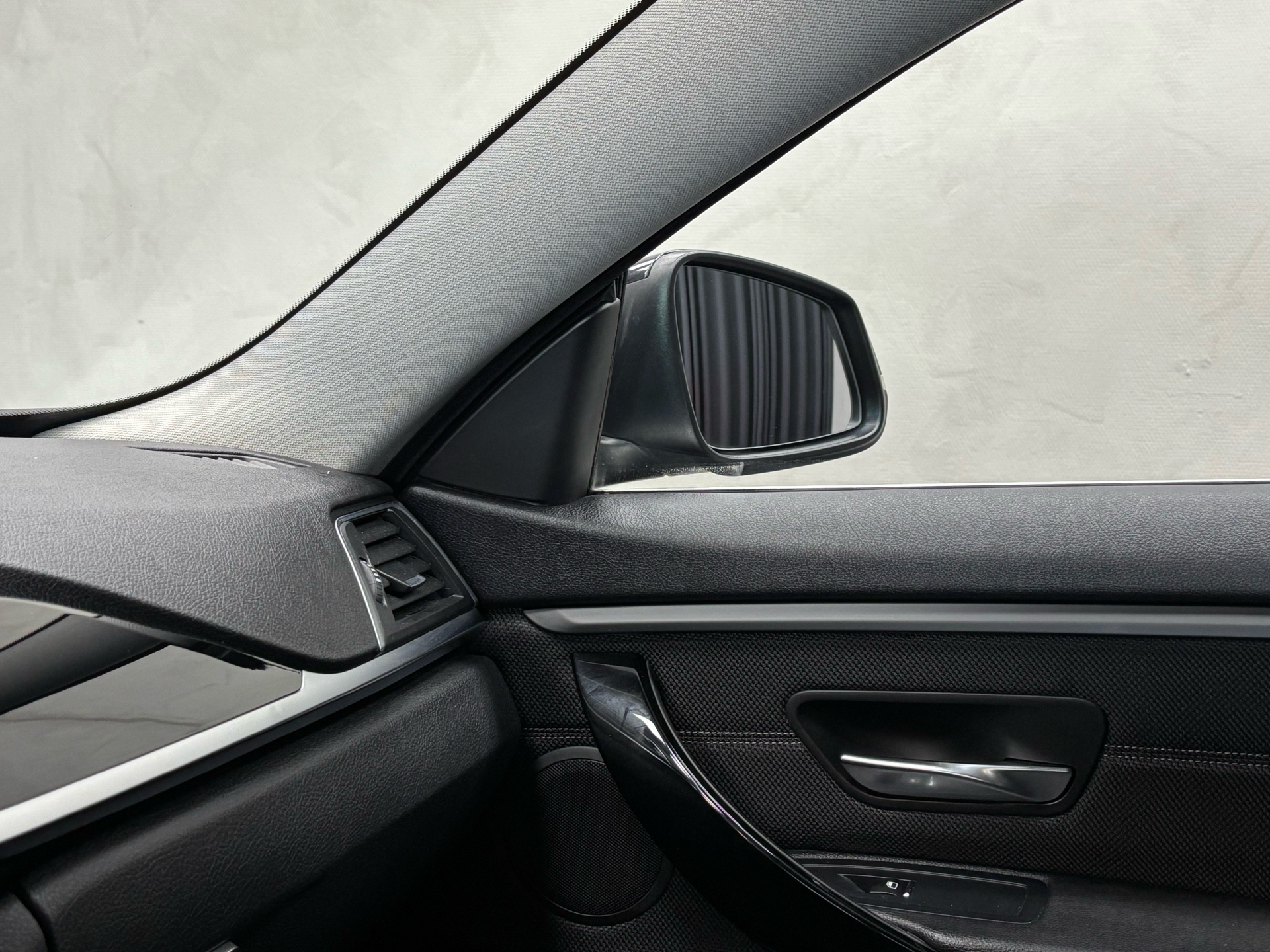 Sort BMW 420i fra 2018