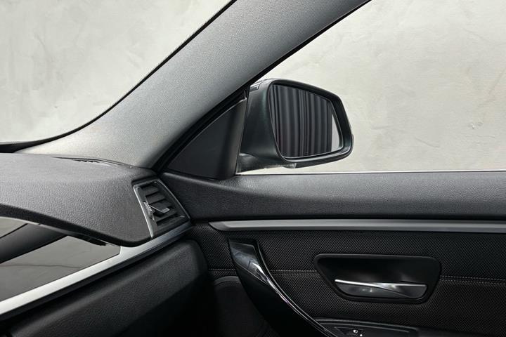 Sort BMW 420i fra 2018