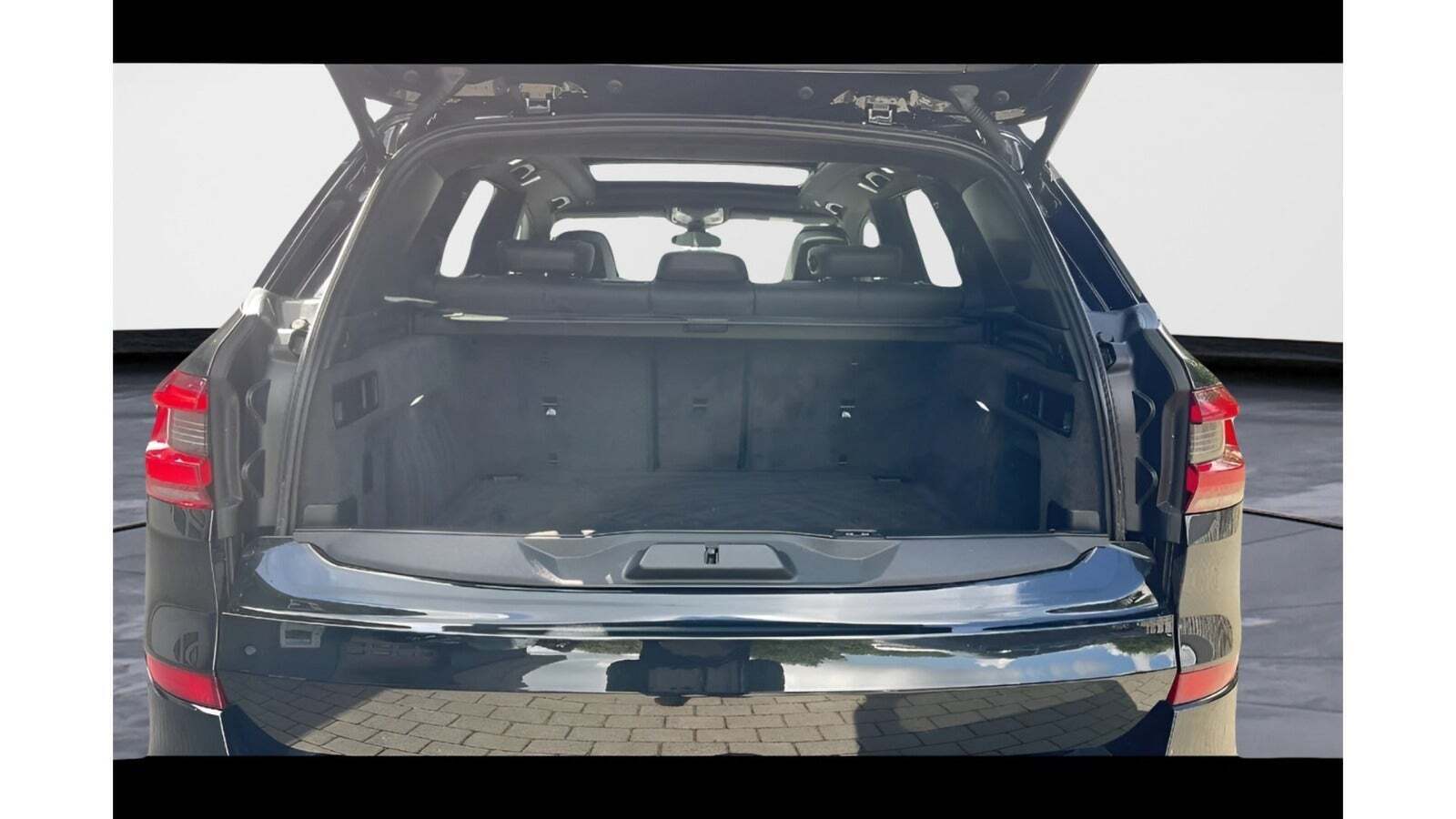 Sort BMW X5 fra 2021