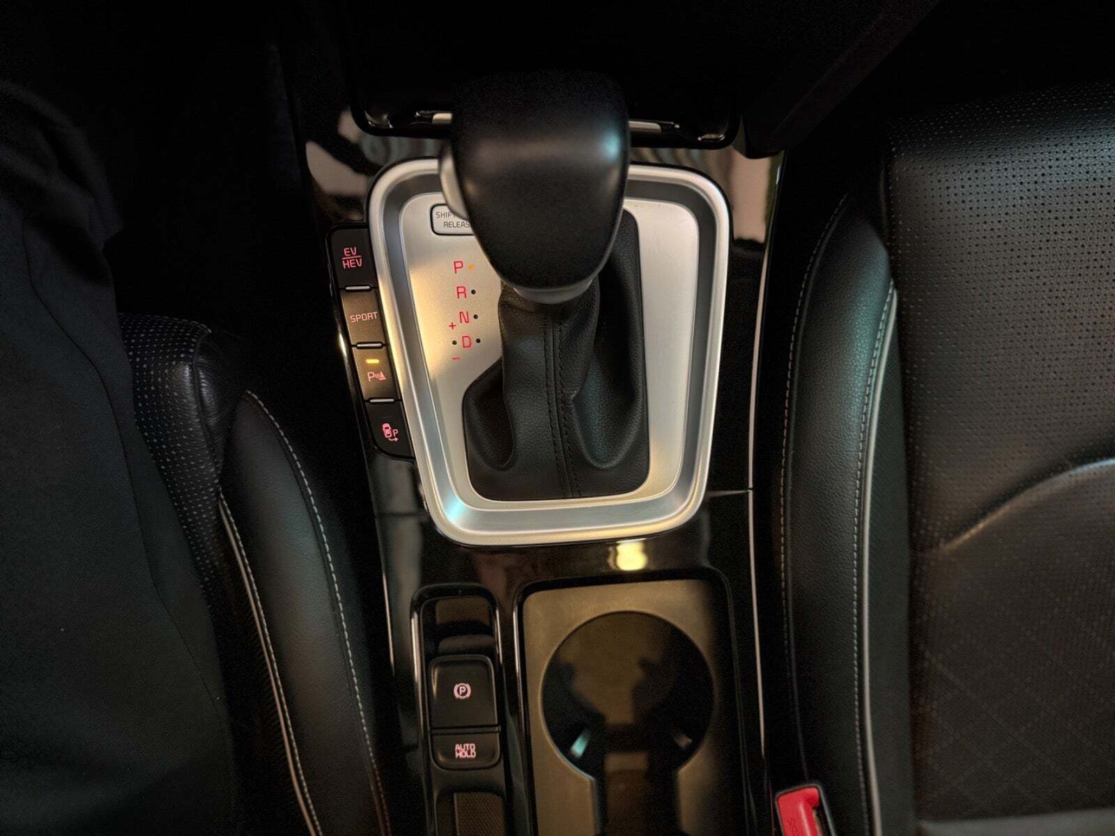 Gul Kia Ceed fra 2020