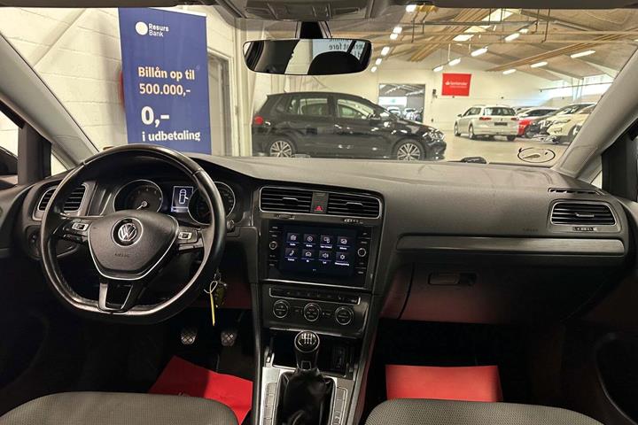 Sort VW Golf VII fra 2018